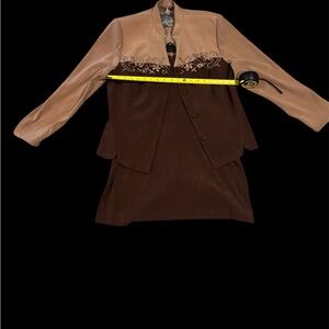 Koret Brown Blazer with Embroidered Detail